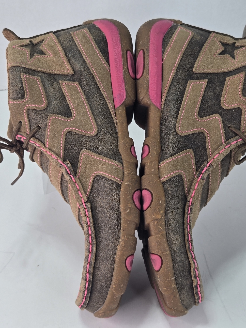 Twisted X Chukka Driving Moc Brown Suede Ankle Boots Pink Accents Women's Size 9 - Picture 5 of 13